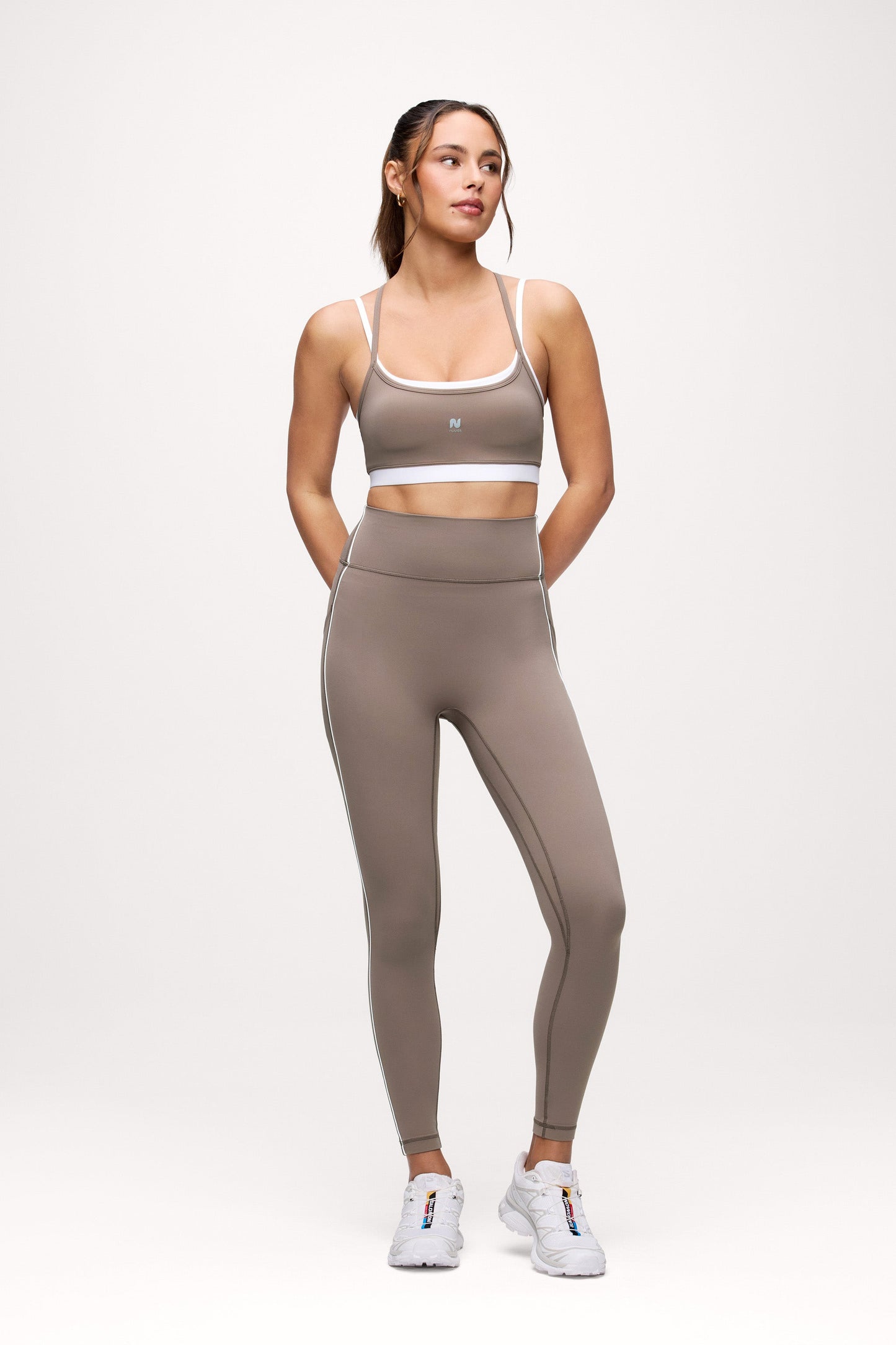 Motion Piped Legging with Pocket