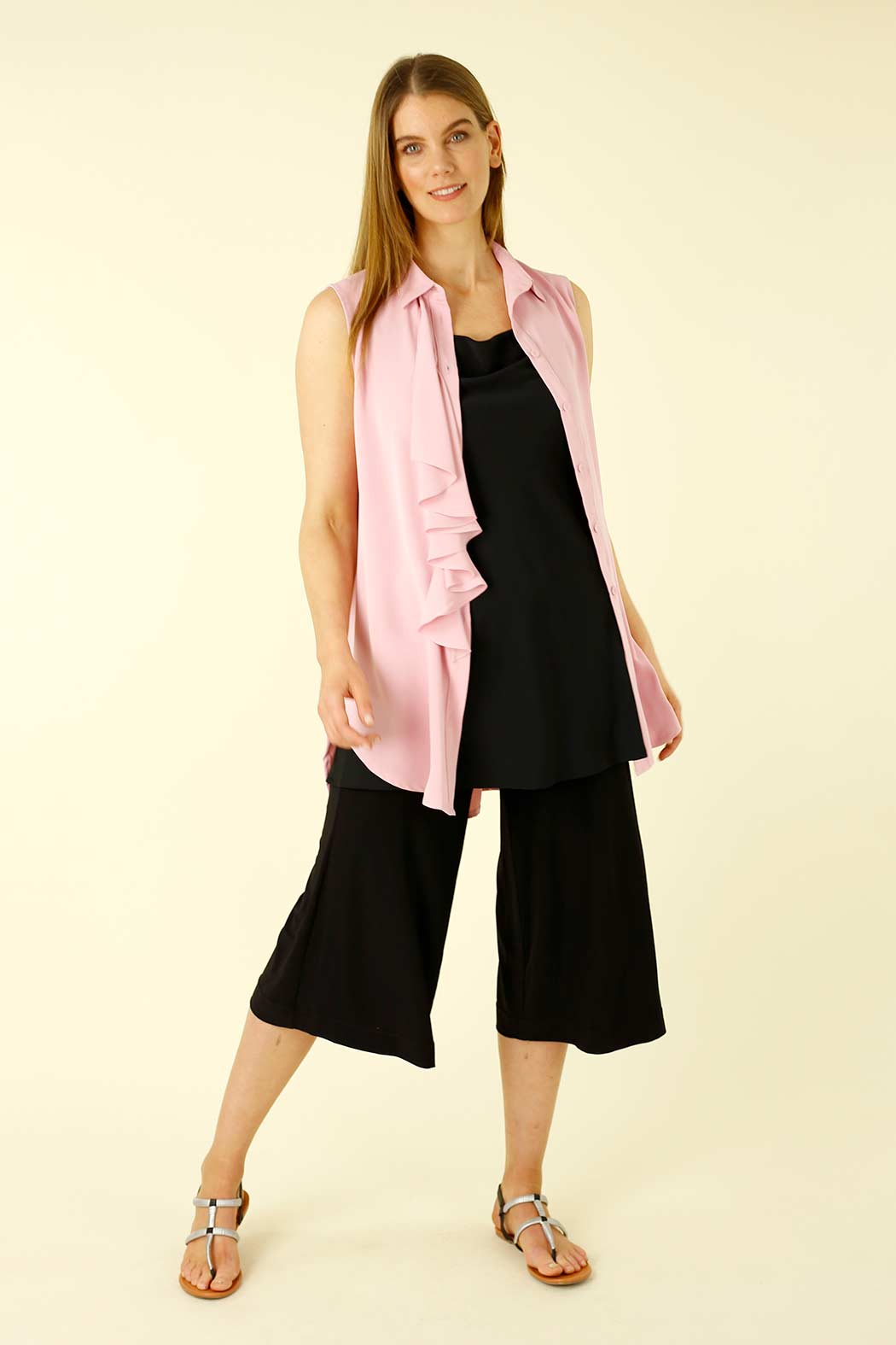 Black Classic Wide Long Short - FINAL SALE