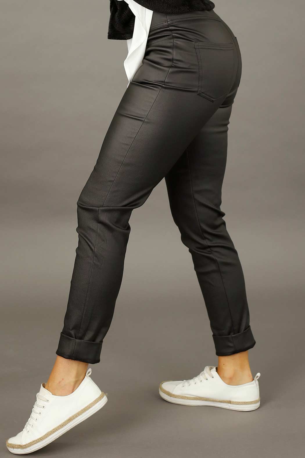 Black Waxed Easy Jean