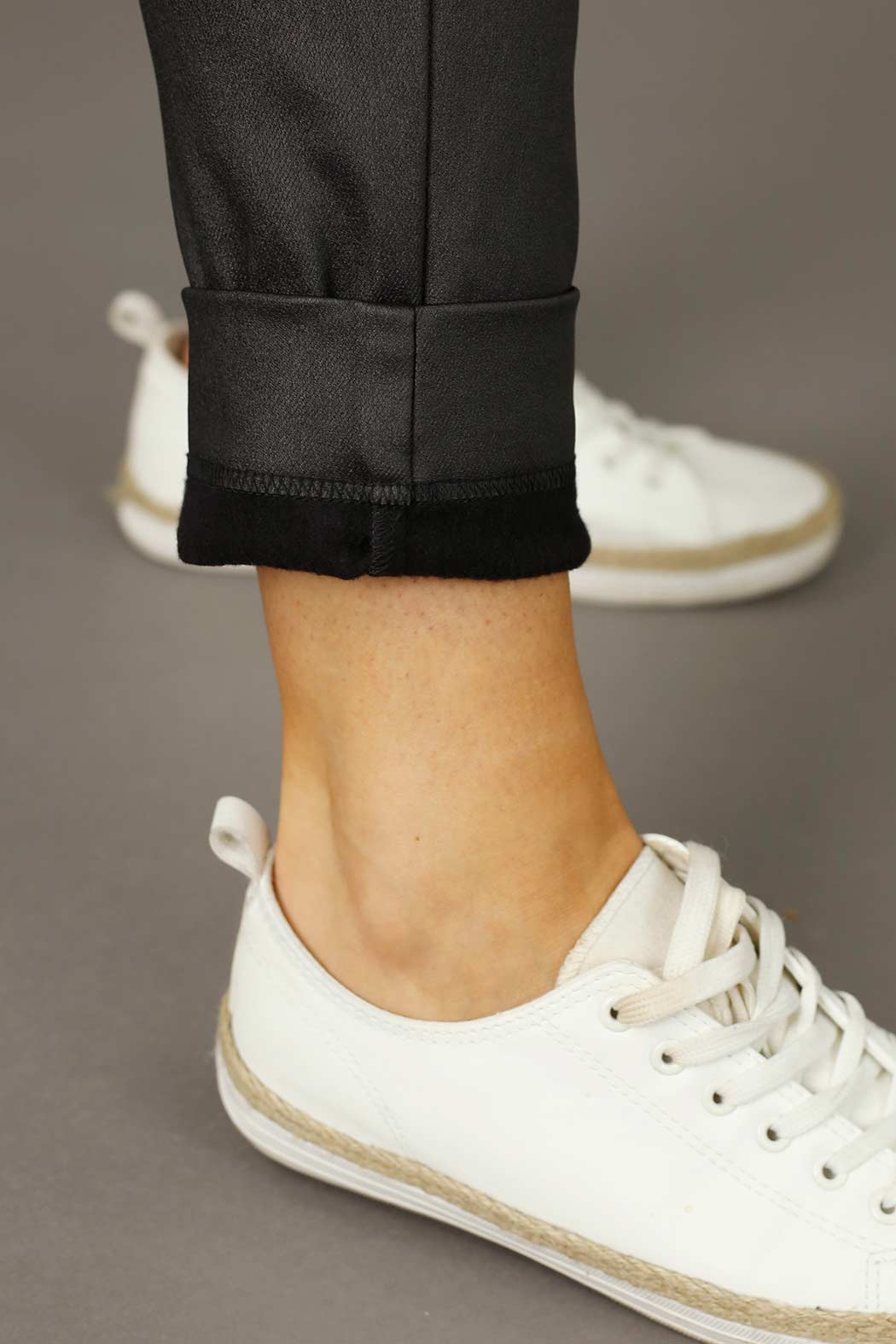 Black Waxed Easy Jean