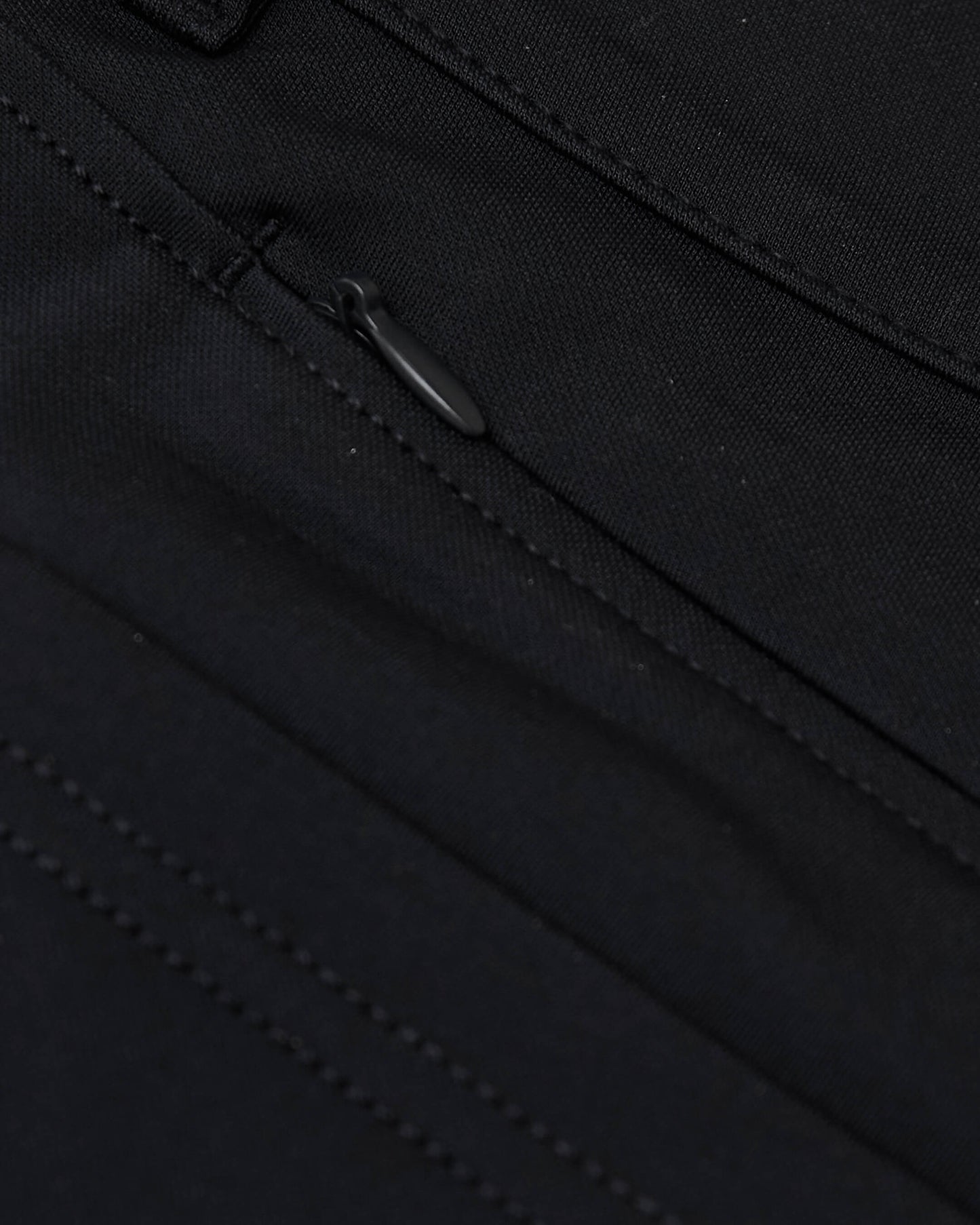 Black Commuter Short
