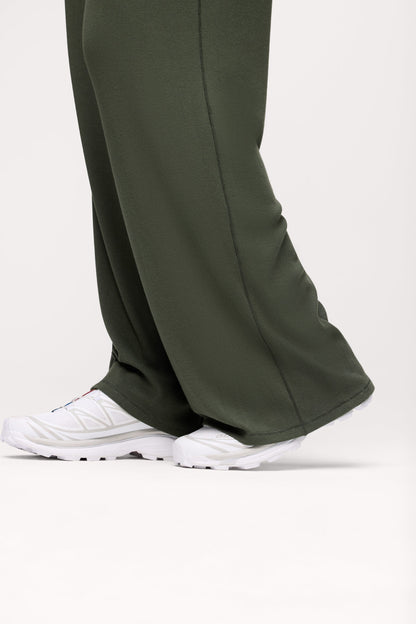 Slinky Rib Lounge Pant | Darkest Olive