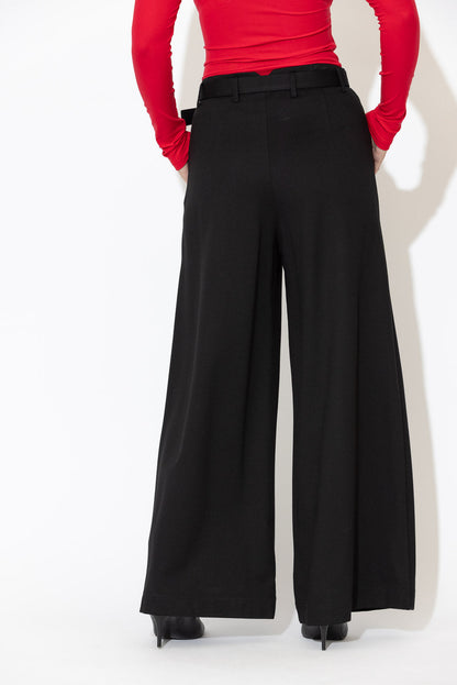 Black Ponte Baggy Pant