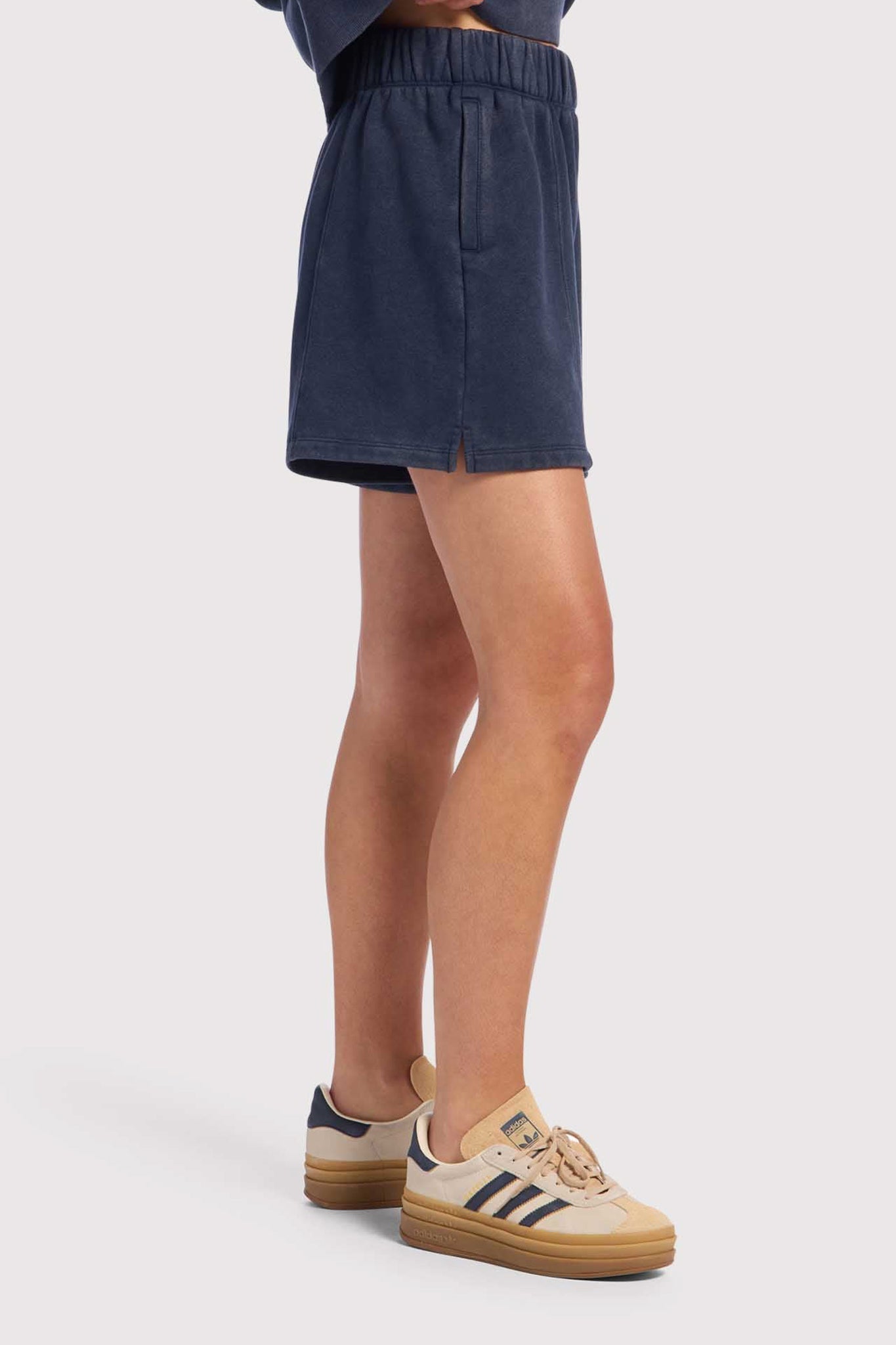 Vintage Fleece Seamed Short | Washed Navy