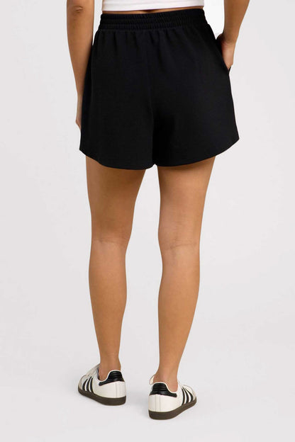 Performance Waffle Short | Black
