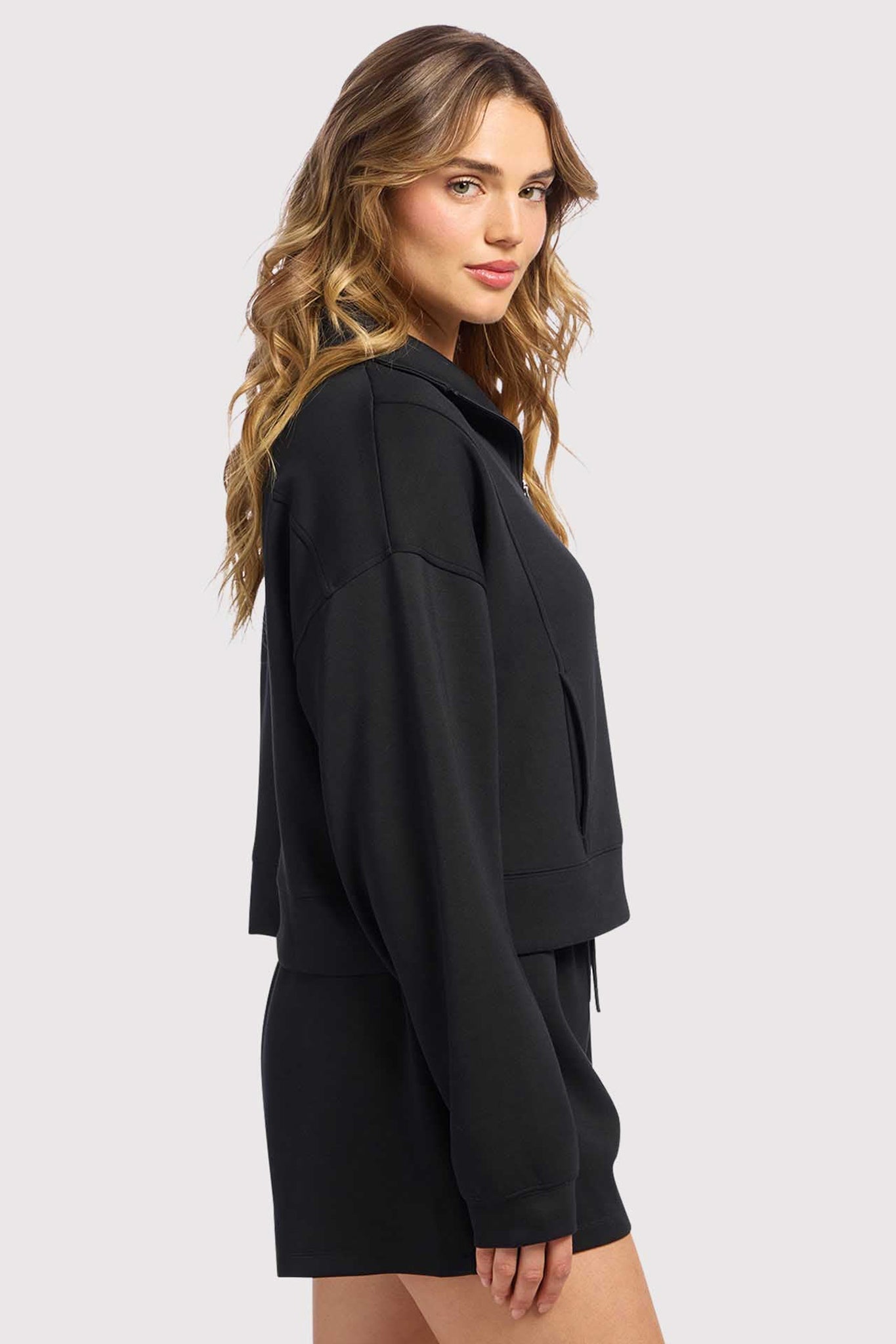 Soft Motion Quarter-Zip | Black