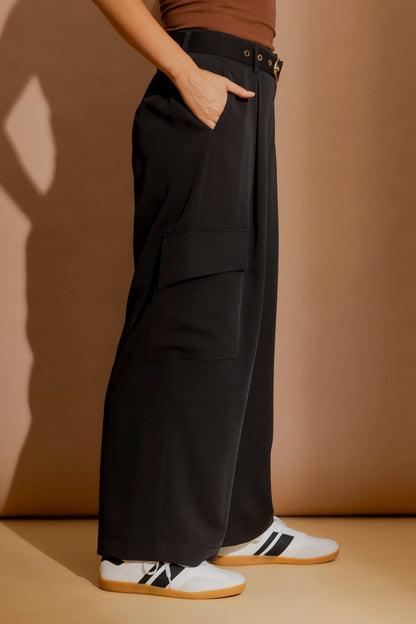 Black Euro Barrel Cargo Pant