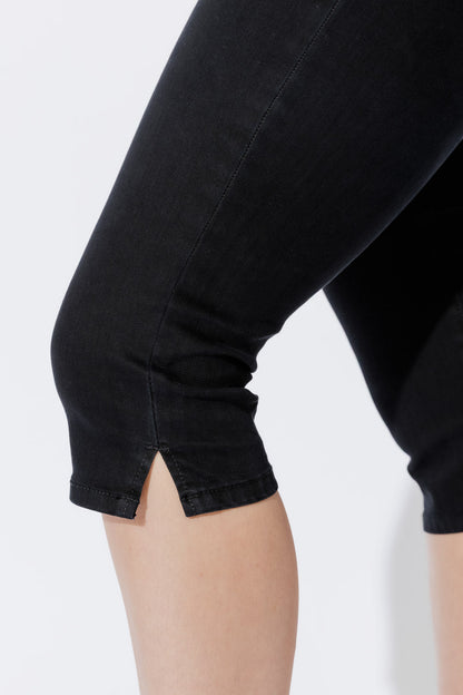 Black Denim Miracle Capri Jean
