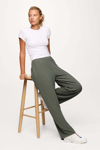 Performance Waffle Wide Leg Pant | Olive