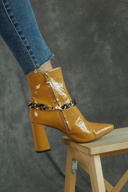 Black & Gold Boot Chain
